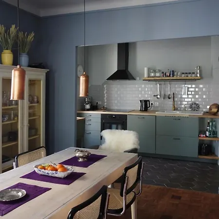 Modern, Traditional , Bright And Stylish Lägenhet Nice