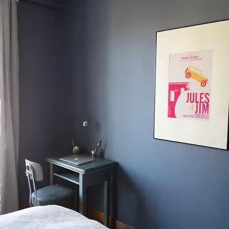 Modern, Traditional , Bright And Stylish Lägenhet